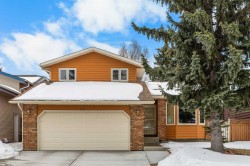 120 Edforth Crescent NW Calgary, AB T3A 3X3