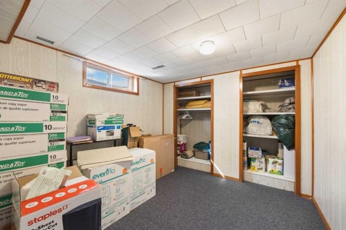 120 Edforth Crescent Nw, Calgary, AB - Indoor