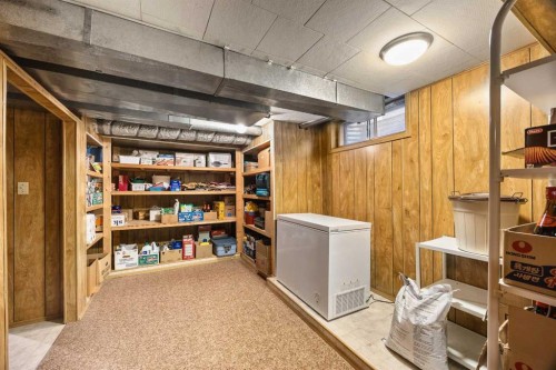 120 Edforth Crescent Nw, Calgary, AB - Indoor