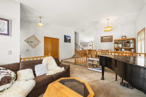 120 Edforth Crescent Nw, Calgary, AB - Indoor