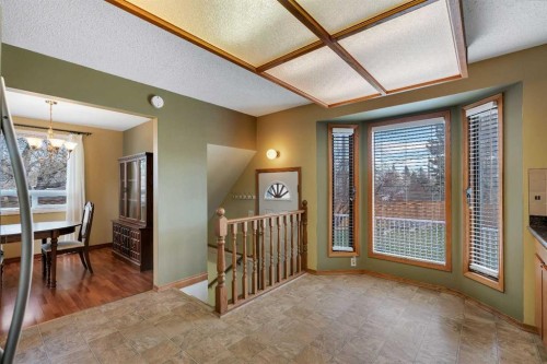 212 Westwood Drive Sw, Calgary, AB - Indoor Photo Showing Other Room