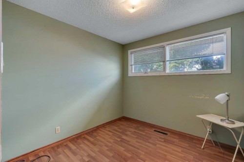 212 Westwood Drive Sw, Calgary, AB - Indoor Photo Showing Other Room
