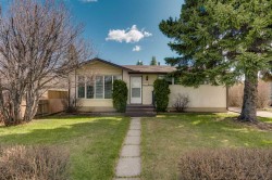 212 Westwood Drive SW Calgary, AB T3C 2W3
