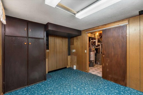 212 Westwood Drive Sw, Calgary, AB - Indoor