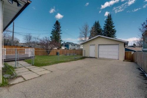 212 Westwood Drive Sw, Calgary, AB - Outdoor
