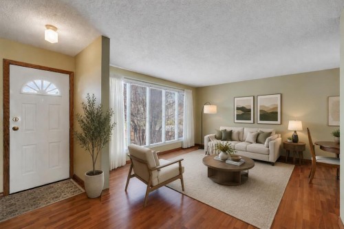 212 Westwood Drive Sw, Calgary, AB - Indoor Photo Showing Living Room
