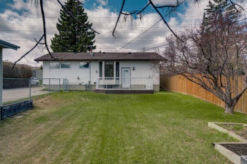 212 Westwood Drive Sw, Calgary, AB - Outdoor With Deck Patio Veranda