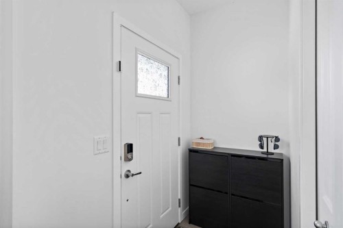 205 Copperstone Park Se, Calgary, AB - Indoor Photo Showing Other Room