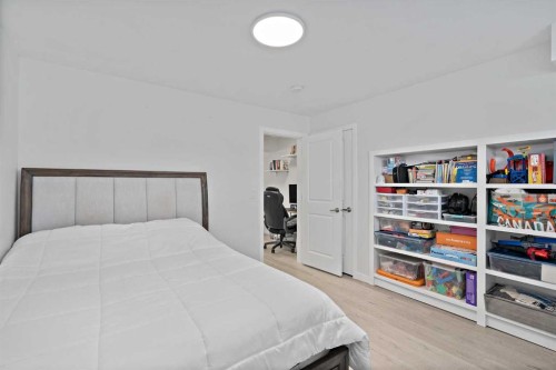 205 Copperstone Park Se, Calgary, AB - Indoor Photo Showing Bedroom