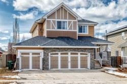 817 3 Street SWDiamond Valley, AB T0L 0H0