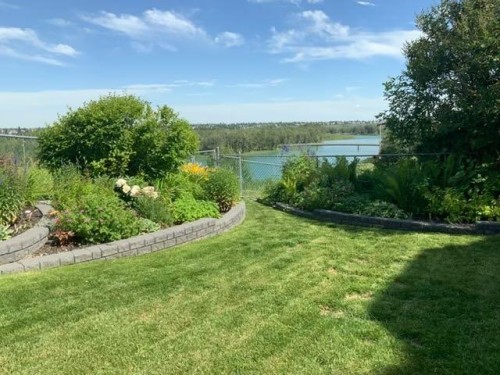 266 Diamond Drive Se, Calgary, AB - Outdoor With View
