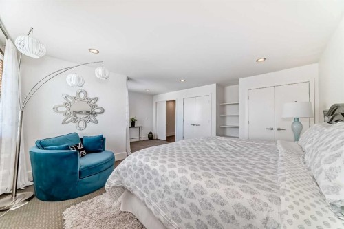 2142 28 Avenue Sw, Calgary, AB - Indoor Photo Showing Bedroom
