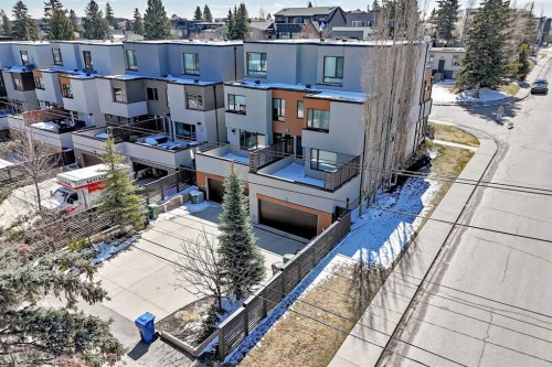 2142 28 Avenue Sw, Calgary, AB - Outdoor With Balcony
