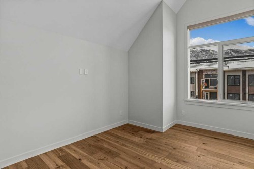 401-1505 Spring Creek Gate, Canmore, AB - Indoor Photo Showing Other Room