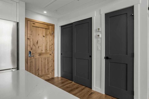 401-1505 Spring Creek Gate, Canmore, AB - Indoor Photo Showing Other Room