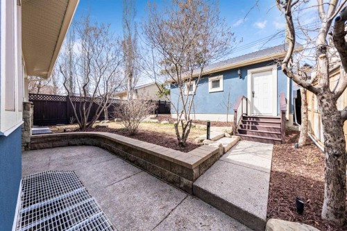 2022 32 Avenue Sw, Calgary, AB - Outdoor