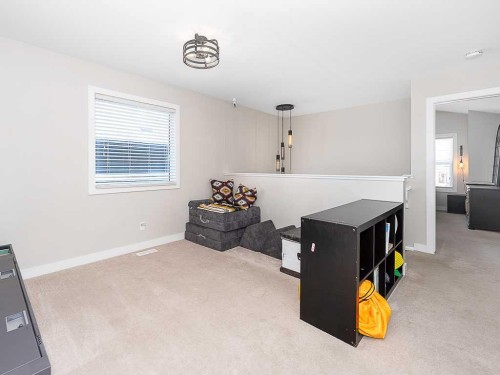 608 Evansborough Way Nw, Calgary, AB - Indoor