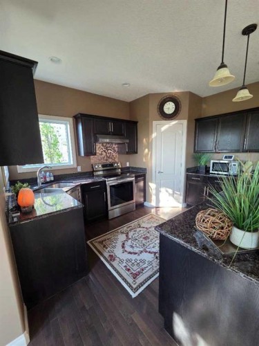 460 Sunset Link, Crossfield, AB 