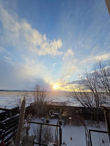 460 Sunset Link, Crossfield, AB 