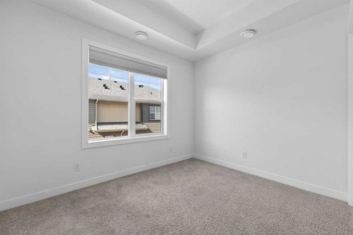 12 Evanscrest Gardens Nw, Calgary, AB - Indoor Photo Showing Other Room
