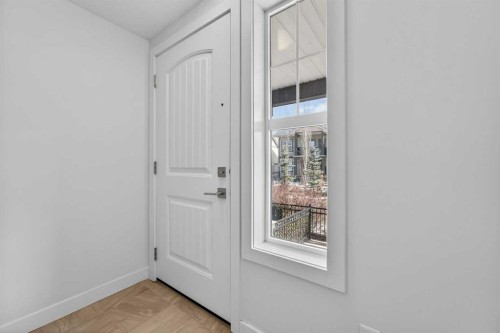 12 Evanscrest Gardens Nw, Calgary, AB - Indoor Photo Showing Other Room