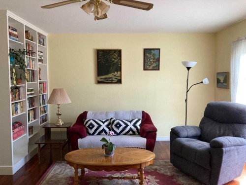 76 Martindale Close Ne, Calgary, AB - Indoor Photo Showing Living Room