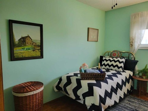 76 Martindale Close Ne, Calgary, AB - Indoor Photo Showing Bedroom