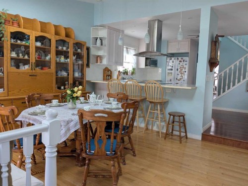 76 Martindale Close Ne, Calgary, AB - Indoor Photo Showing Dining Room