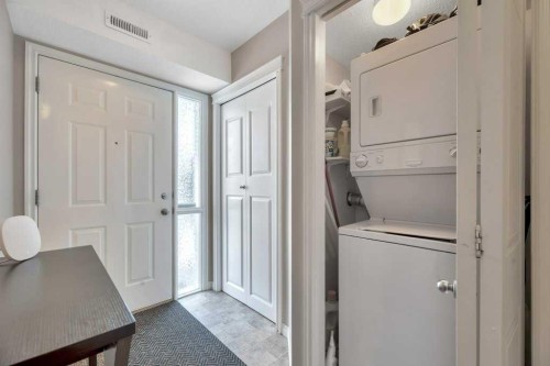 123-103 Strathaven Drive, Strathmore, AB - Indoor Photo Showing Laundry Room