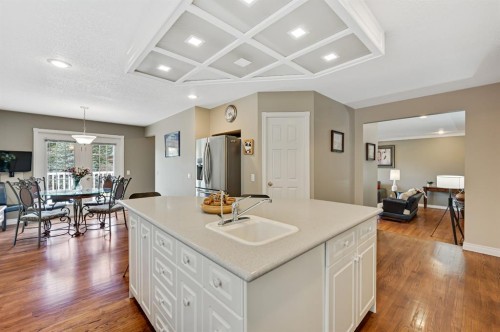 2706 Marquette Street Sw, Calgary, AB - Indoor
