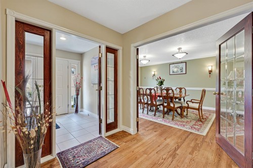 2706 Marquette Street Sw, Calgary, AB - Indoor Photo Showing Other Room