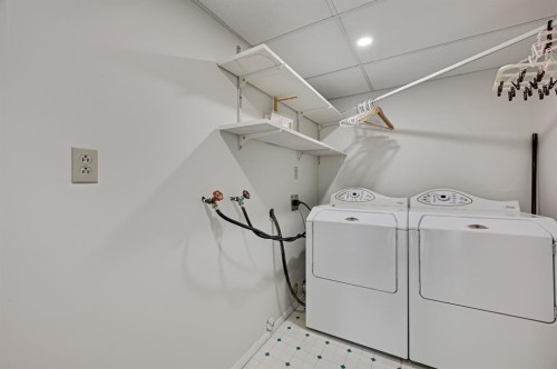 2706 Marquette Street Sw, Calgary, AB - Indoor Photo Showing Laundry Room