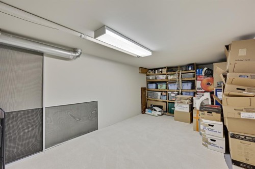 2706 Marquette Street Sw, Calgary, AB - Indoor