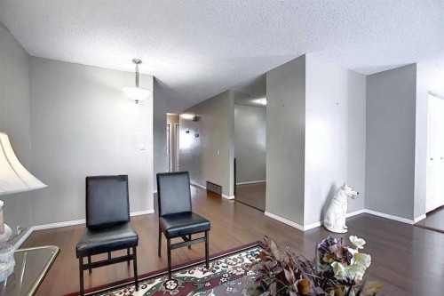 164 Faldale Close Ne, Calgary, AB - Indoor