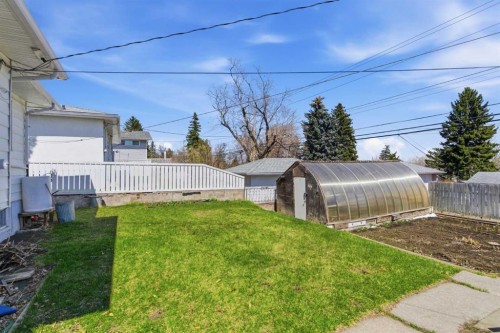 200 Hendon Drive Nw, Calgary, AB - Outdoor