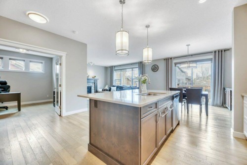 143 Stonemere Green, Chestermere, AB - Indoor Photo Showing Kitchen With Upgraded Kitchen
