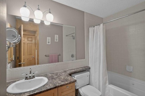 28 Deercross Way Se, Calgary, AB - Indoor Photo Showing Bathroom