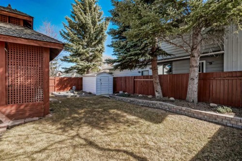 28 Deercross Way Se, Calgary, AB - Outdoor
