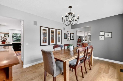 8932 Baylor Crescent Sw, Calgary, AB - Indoor Photo Showing Dining Room