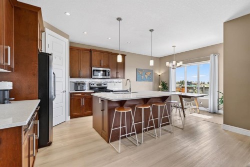 1612 Monteith Drive Se, High River, AB - Indoor Photo Showing Kitchen With Upgraded Kitchen
