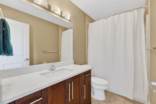 1612 Monteith Drive Se, High River, AB - Indoor Photo Showing Bathroom