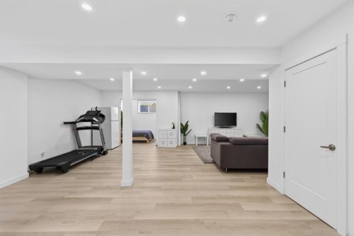 1612 Monteith Drive Se, High River, AB - Indoor