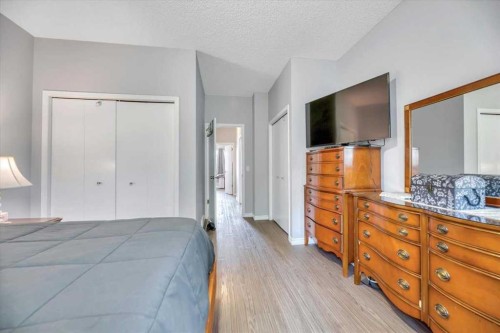 35-72 Millside Drive Sw, Calgary, AB - Indoor