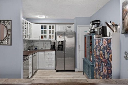 23-643 4 Avenue Ne, Calgary, AB - Indoor