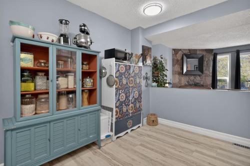 23-643 4 Avenue Ne, Calgary, AB - Indoor Photo Showing Other Room