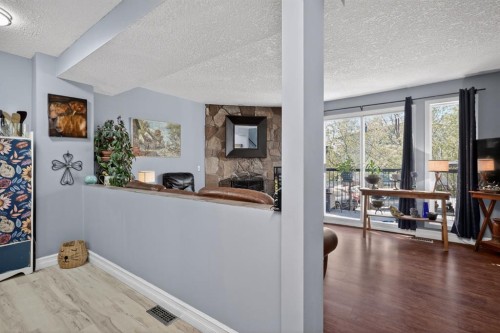 23-643 4 Avenue Ne, Calgary, AB - Indoor