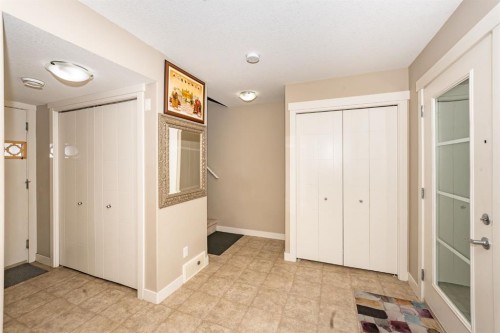 638 Redstone View Ne, Calgary, AB - Indoor Photo Showing Other Room