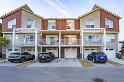 638 Redstone View NE Calgary, AB T3N 0M9