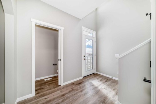 130 Bartlett Row Se, Calgary, AB - Indoor Photo Showing Other Room