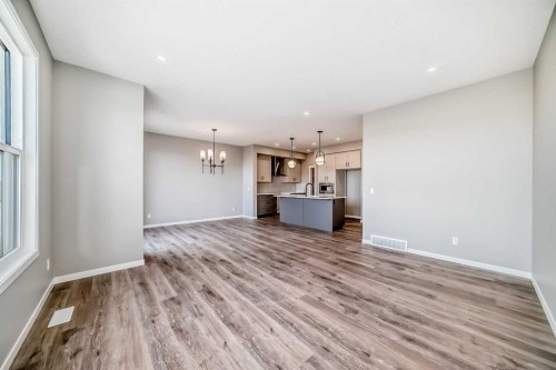 130 Bartlett Row Se, Calgary, AB - Indoor